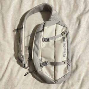 Patagonia Atom 8L Sling Crossbody
